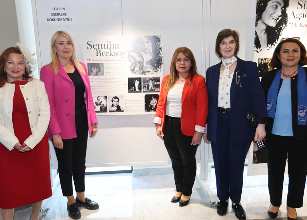 Cumhuriyet'in Öncü Kadınları